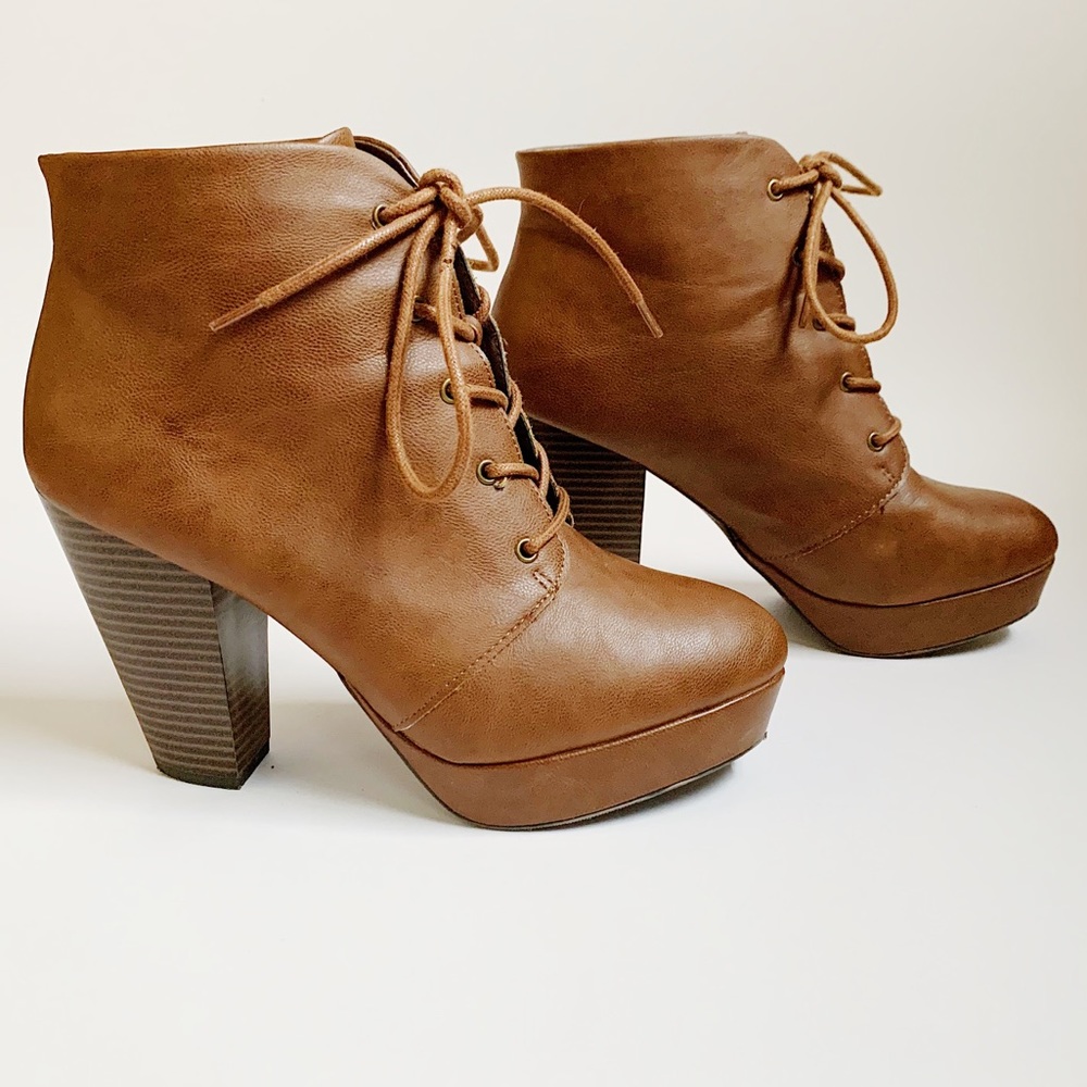 Mossimo Tan High Heel Lace Up Booties Size 8.5